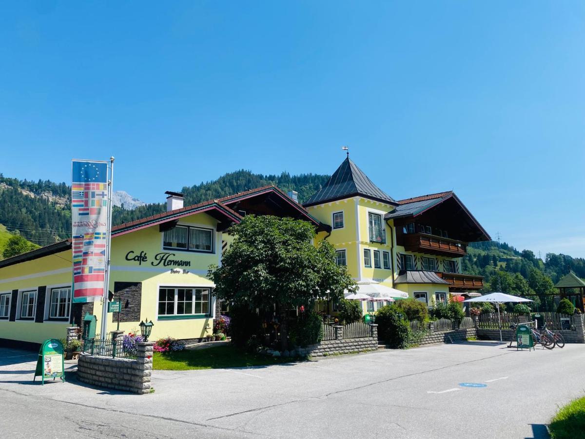 Hotel Cafe' Hermann Шладминг Экстерьер фото