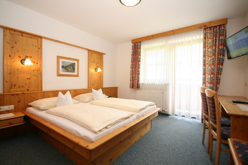 Hotel Cafe' Hermann Шладминг Номер фото